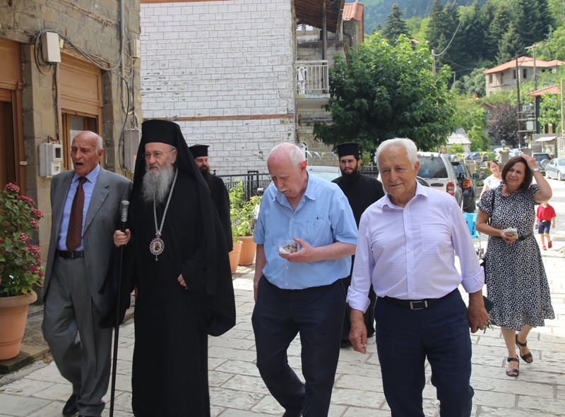 Θεία Λειτουργία στό κεφαλοχώρι Ἄνω Χώρα Ναυπακτίας