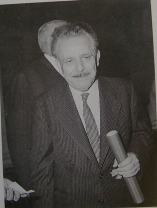 Φώτης Κόντογλου: βραβεύεται από τήν Ακαδημία Αθηνών τό 1960 